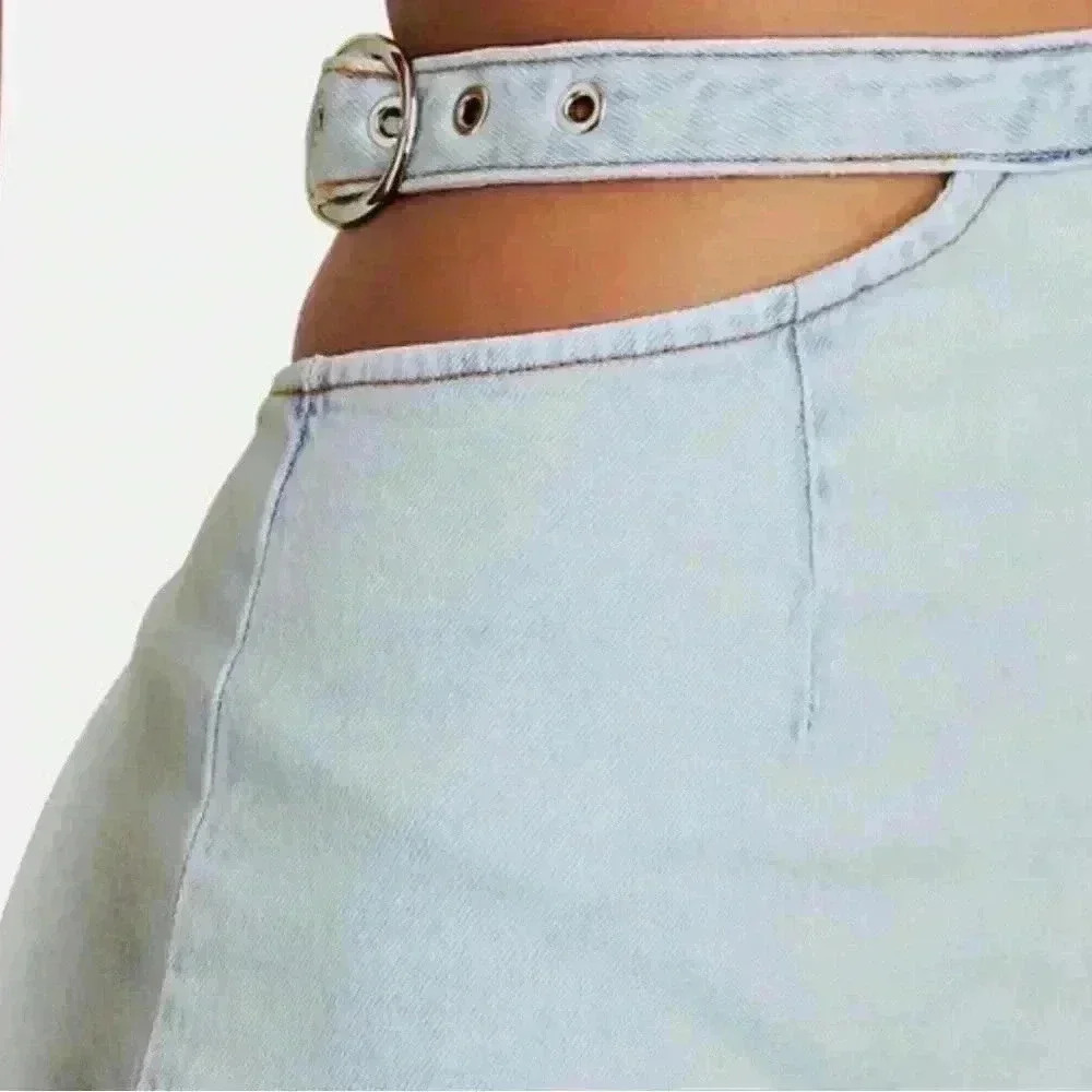 WeWoreWhat Cut-Out Denim Mini Skirt in a Super Light Indigo Wash. Sz Small. NWT! - Picture 3 of 14